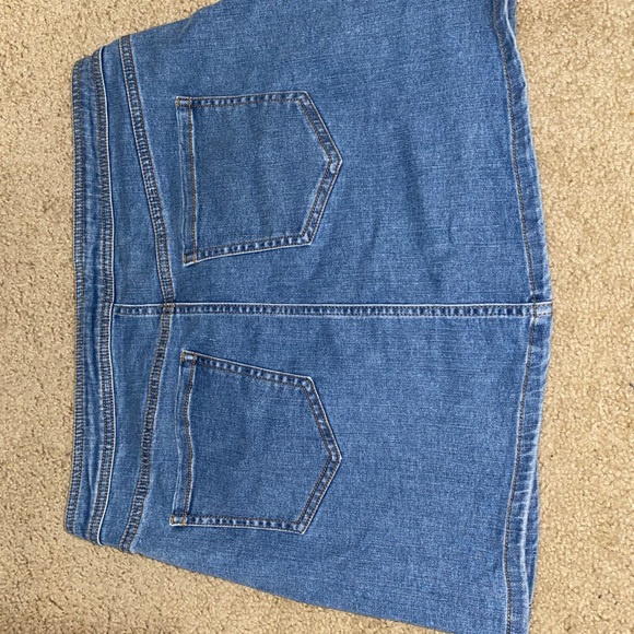Jean skirt - Picture 2 of 4